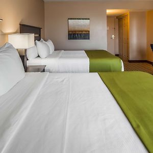 Executive Queen Room